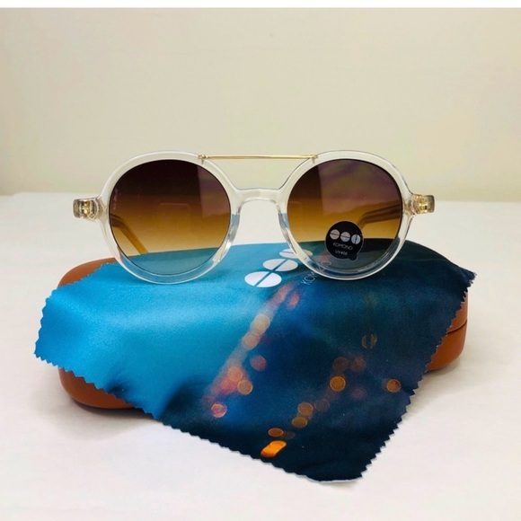 NEW KOMONO Sunglasses Round Clear and Gold Vivien